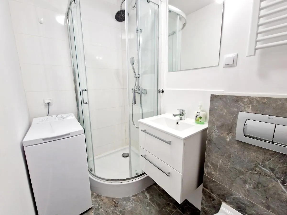 Modern apartment Batorego 16 A121 Warszawa